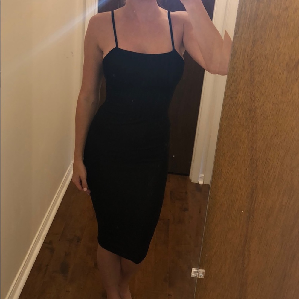 Little black dress - Picture 5 of 7